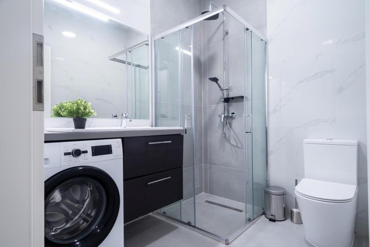 Large Apartment At Perfect Central Location Budapest Bagian luar foto