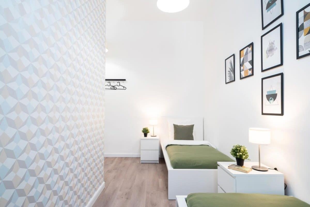 Large Apartment At Perfect Central Location Budapest Bagian luar foto