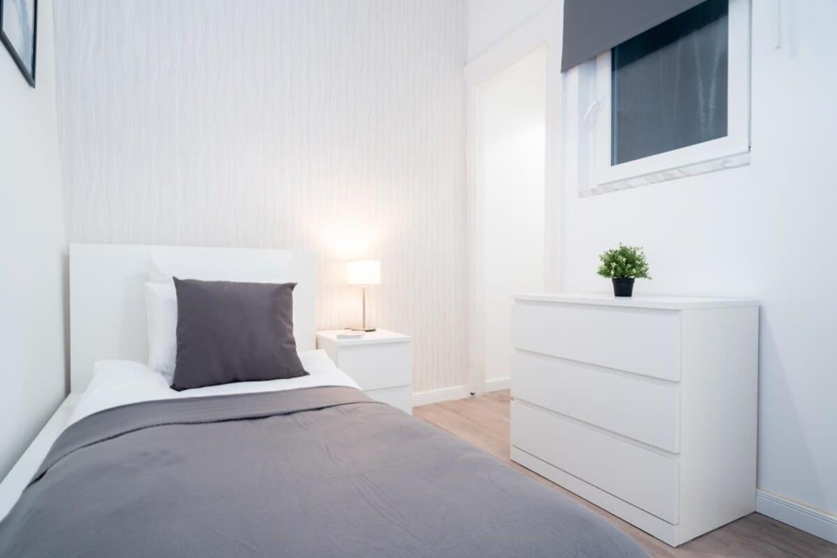 Large Apartment At Perfect Central Location Budapest Bagian luar foto
