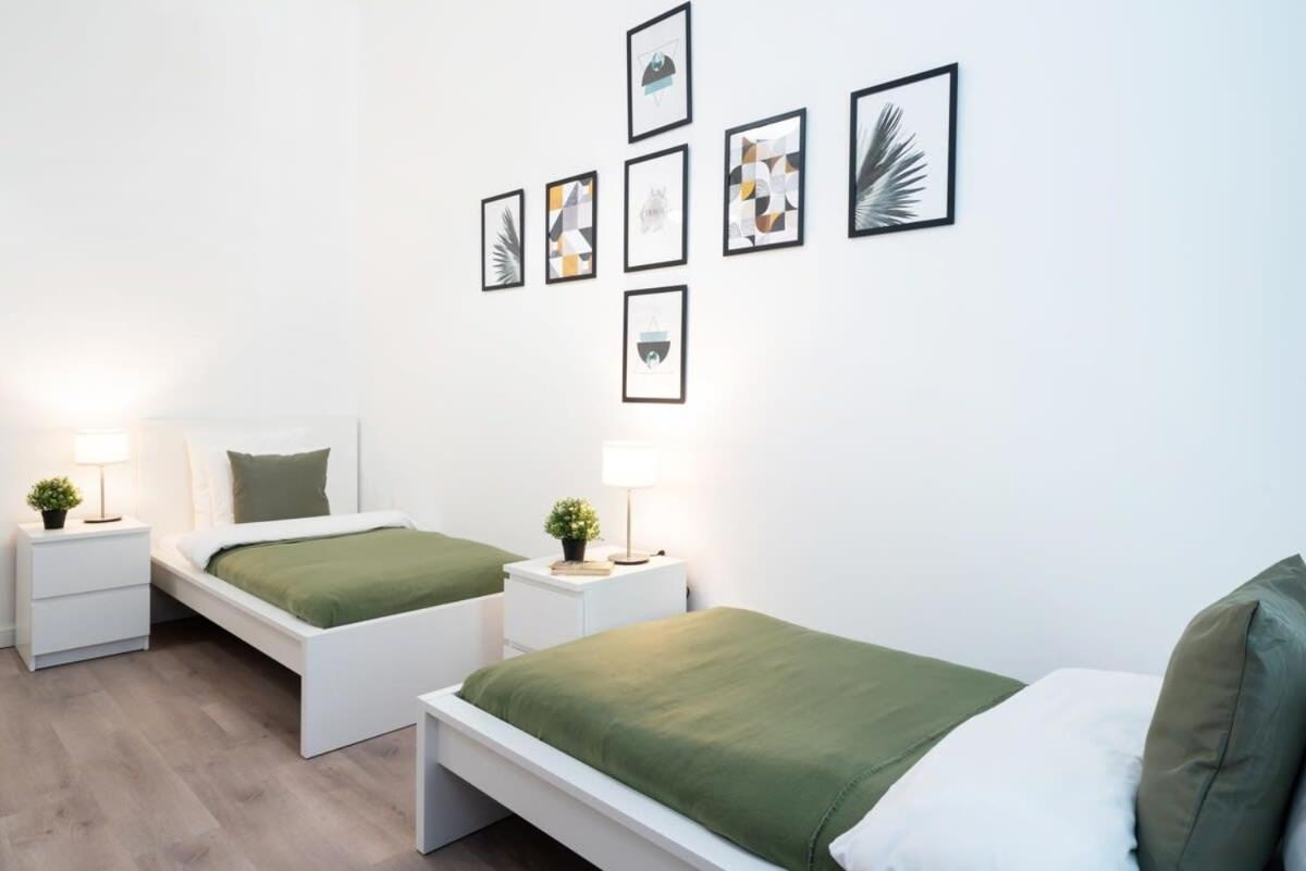 Large Apartment At Perfect Central Location Budapest Bagian luar foto